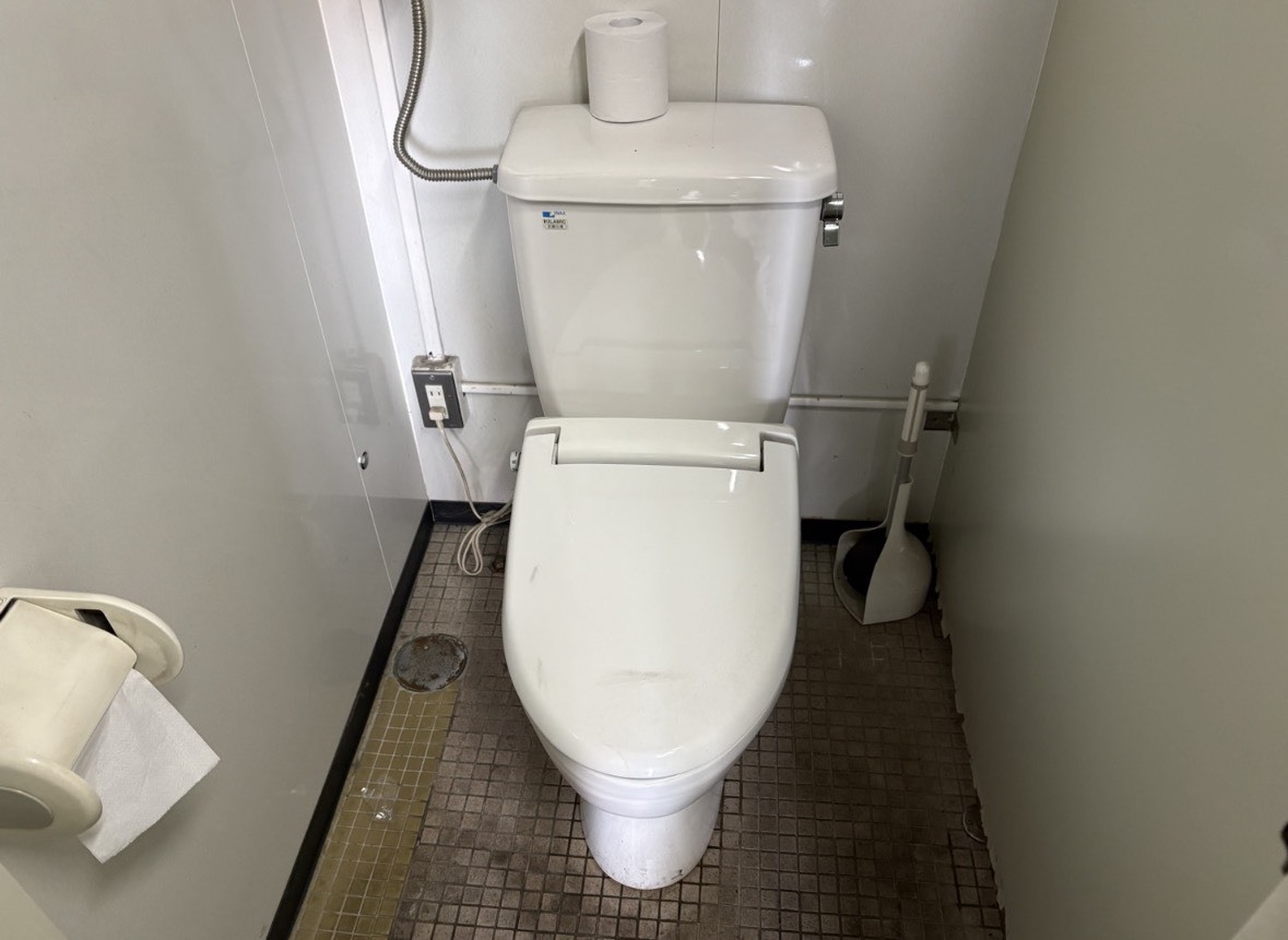 トイレ8b